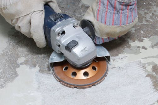 5 typiske opgaver med vinkelsliberen: Slibe beton 5 typiske opgaver med vinkelsliberen: Slibe beton